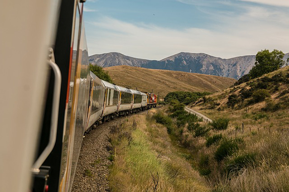 ¿Qué ventajas tiene viajar en tren?